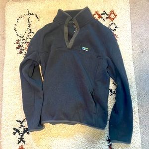 Quality M Regular (slightly fitted) L.L. Bean pullover. Up your game this fall!